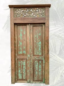 antike-Tuer-Faisal-shabby-chic